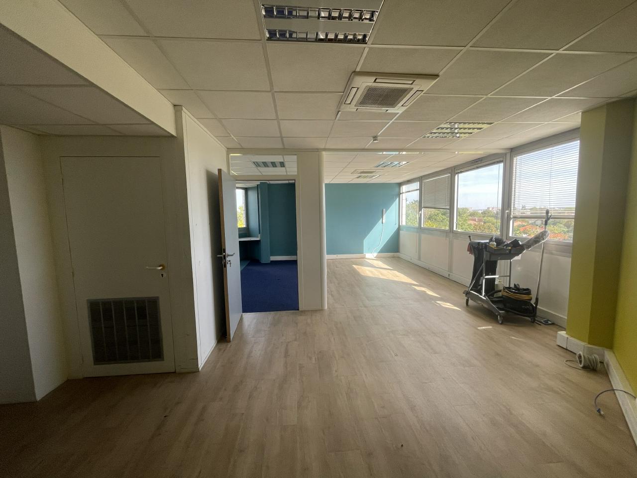 Bureau Blagnac 1330m² Location bureau Blagnac Haute-Garonne OLBUR2108346 19